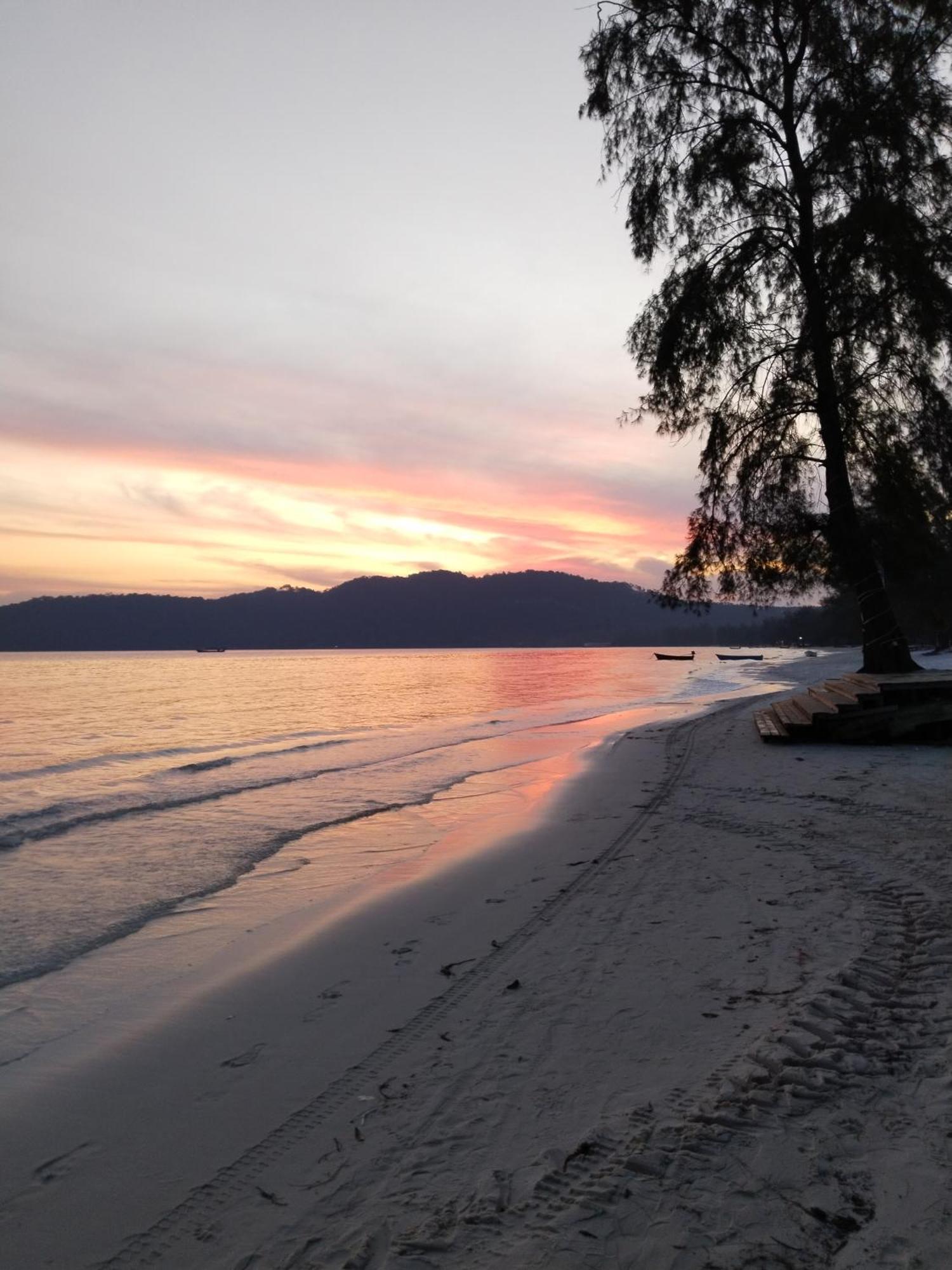 Green Blue Beach Hostel Koh Rong Sanloem Exterior foto