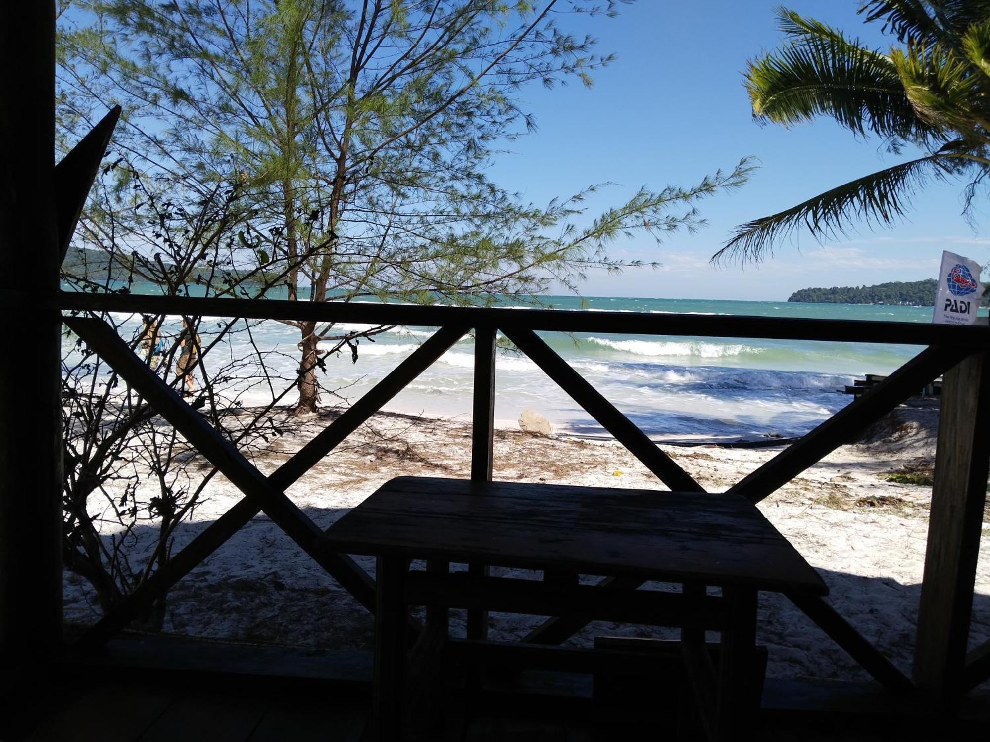 Green Blue Beach Hostel Koh Rong Sanloem Exterior foto